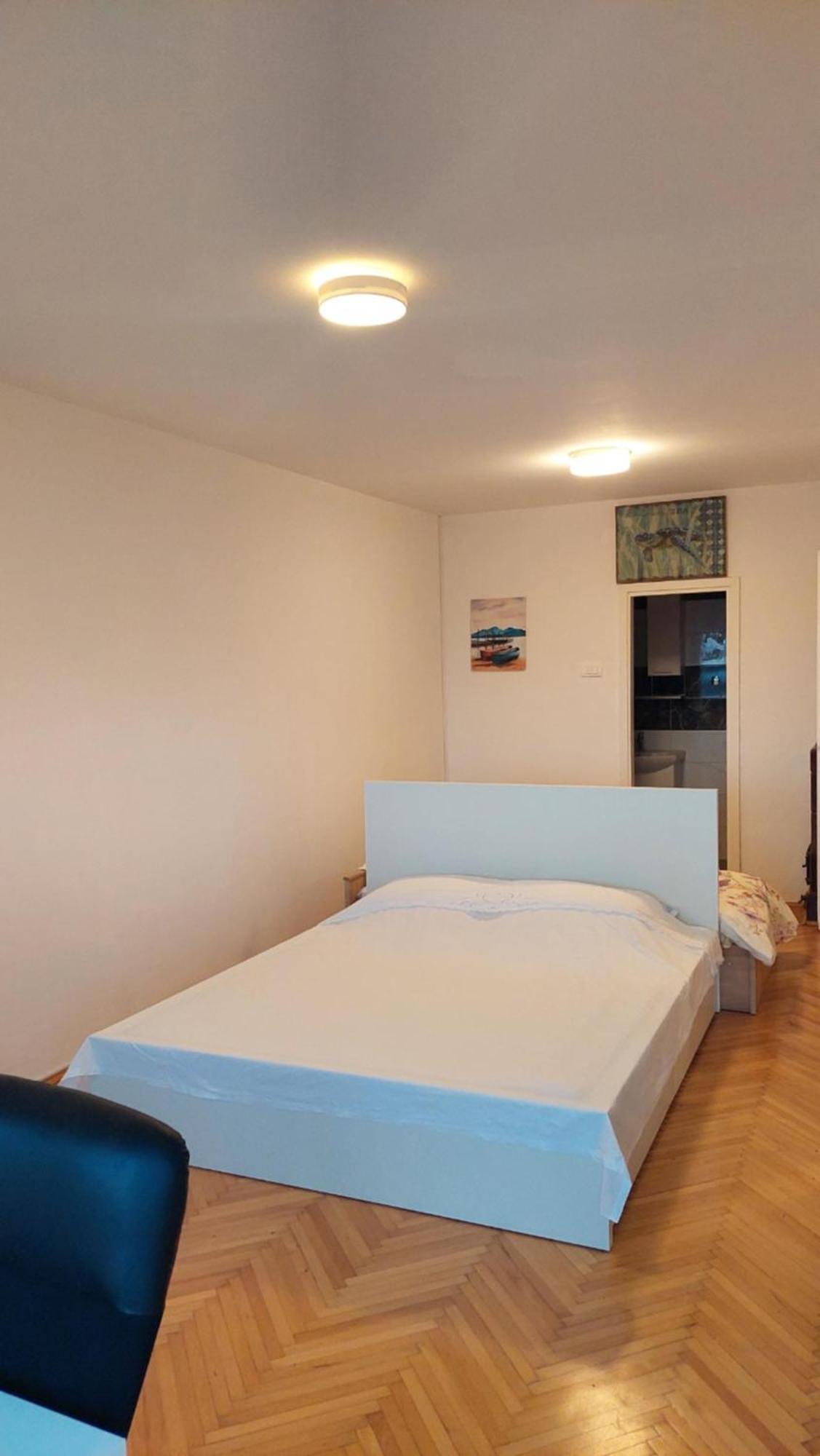 Room With Private Toilet And Balcony In City Center In Shared Apartment Split Zewnętrze zdjęcie