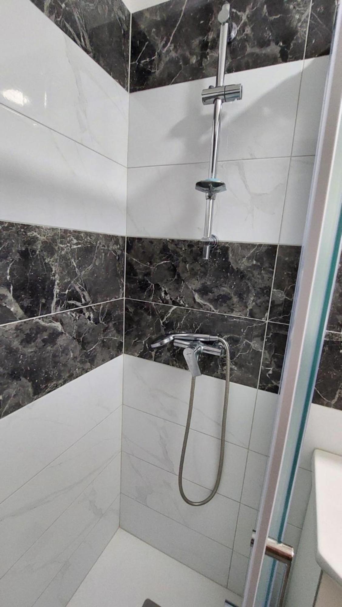 Room With Private Toilet And Balcony In City Center In Shared Apartment Split Zewnętrze zdjęcie